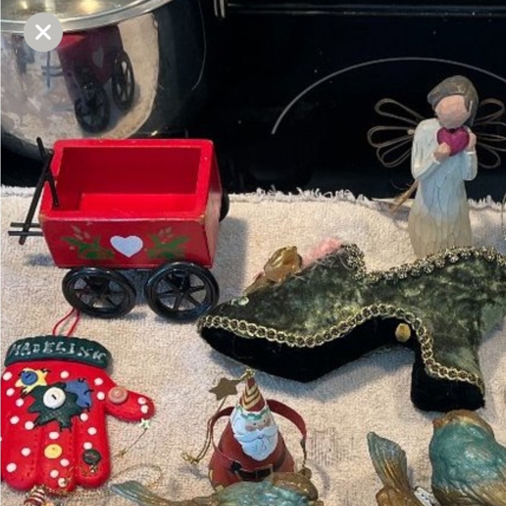 27 Special Ornaments